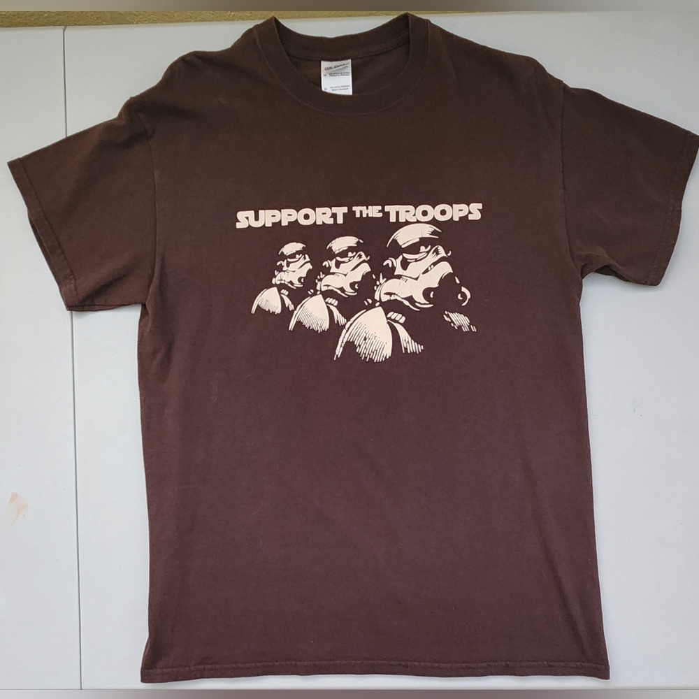 Star Wars Stormtroopers "Support The Troops" Brown Medium Cotton T-shirt